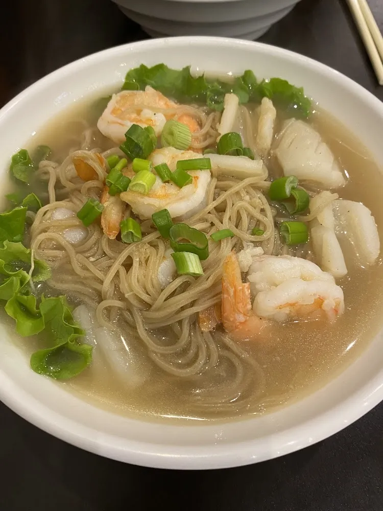 Soupe de Nouille Aux Fruits de Mer